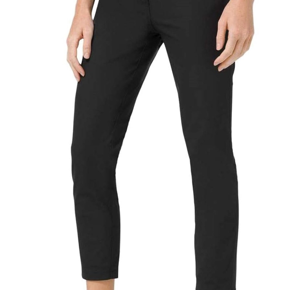 lululemon Women's City Sleek 5 Pocket 7/8 Pant (Black)
Size 6